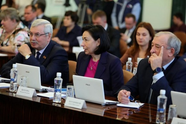 Алексей Текслер совершил управленческую революцию Алексей Текслер совершил управленческую революцию