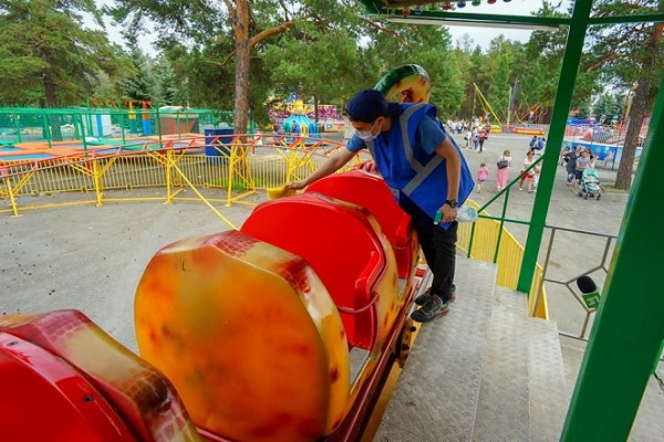 В Челябинске запустят онлайн-приложение для покупки билетов на аттракционы В Челябинске запустят онлайн-приложение для покупки билетов на аттракционы