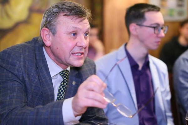 «Налево нельзя». В Челябинске обсудили смерть левой идеологии