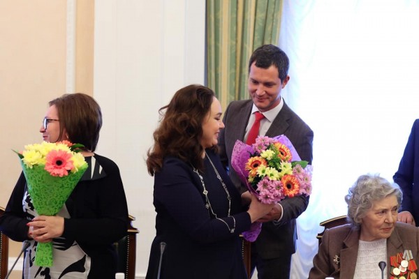 Алексей Текслер встретился с женским активом Челябинской области