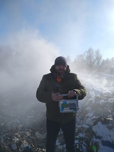 Жители поселка Роза задыхаются от едкого дыма Жители поселка Роза задыхаются от едкого дыма