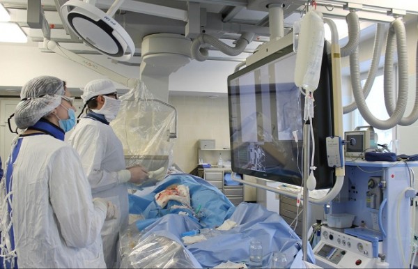 Челябинские врачи спасли больного с разрывом аневризмы