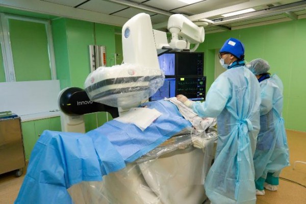 Челябинские родители больных онкологией детей обратились к Алексею Текслеру