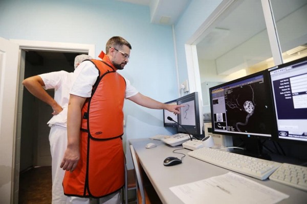 В Челябинске за два дня прооперировали восемь пациентов с аневризмой В Челябинске за два дня прооперировали восемь пациентов с аневризмой