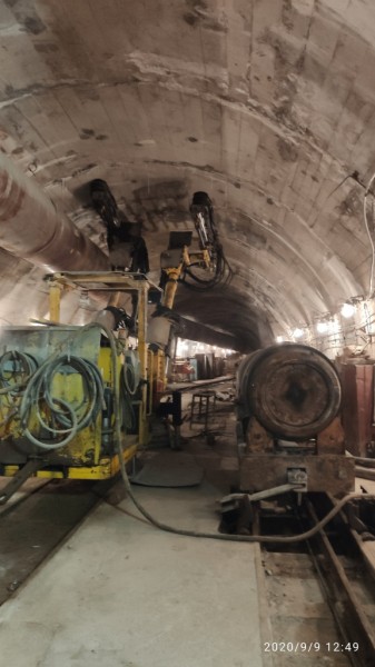 Челябинский чиновник поделился подземным селфи