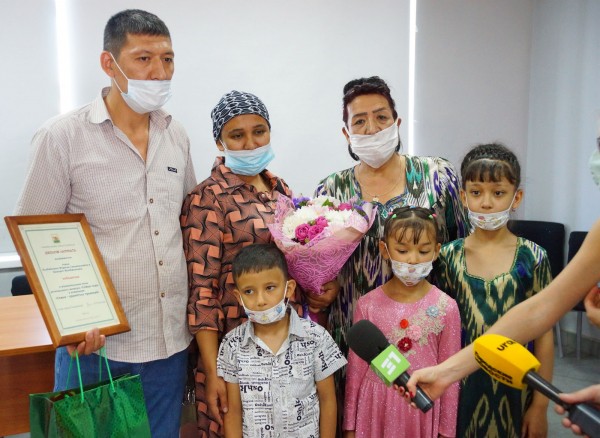 В Челябинске выбрали лучшие семьи В Челябинске выбрали лучшие семьи