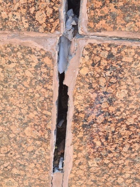 Челябинцев возмутило состояние памятника Ленину после ремонта Челябинцев возмутило состояние памятника Ленину после ремонта