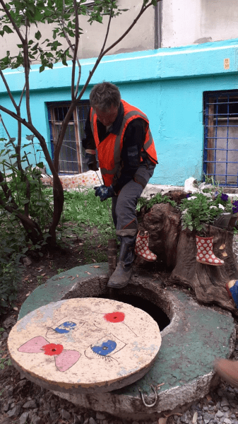 Водоснабжение и водоотведение города в разрезе проблем. Денис Поташев: «Мы готовим живую воду» Водоснабжение и водоотведение города в разрезе проблем. Денис Поташев: «Мы готовим живую воду»