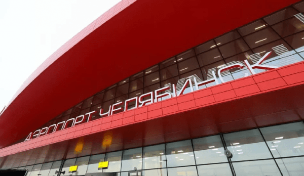 Внезапно развернулся. Самолет из Челябинска вернулся в аэропорт вылета Внезапно развернулся. Самолет из Челябинска вернулся в аэропорт вылета