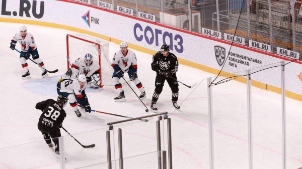 «Трактор» принимает на своем льду нижегородское «Торпедо». Текстовая трансляция