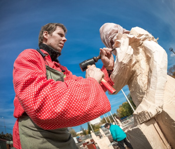 Челябинский парк станет музеем необычных деревянных скульптур