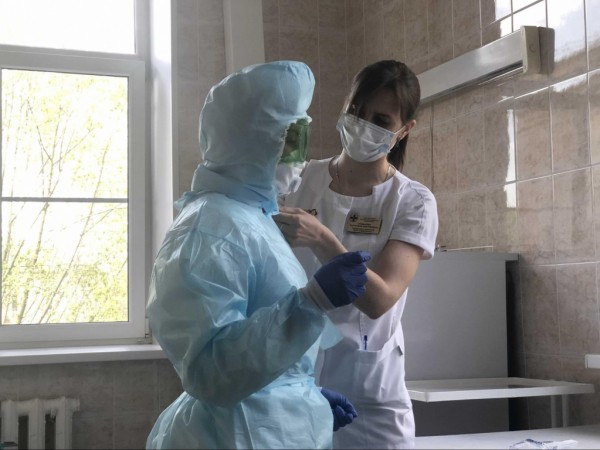 Пациенты челябинской больницы выразили коллективную благодарность медикам