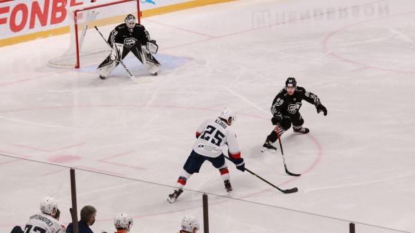 «Трактор» принимает на своем льду нижегородское «Торпедо». Текстовая трансляция