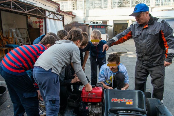 Челябинский Дворец пионеров отметил юбилей Челябинский Дворец пионеров отметил юбилей