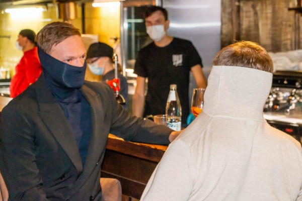 Как работают злачные места Челябинска при масочном режиме Как работают злачные места Челябинска при масочном режиме