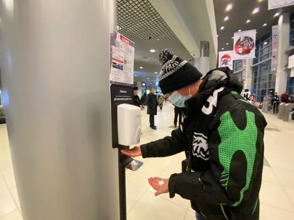 Челябинскую арену "Трактор" проверили на безопасность от ковида Челябинскую арену "Трактор" проверили на безопасность от ковида