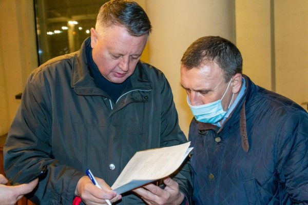 Как работают злачные места Челябинска при масочном режиме Как работают злачные места Челябинска при масочном режиме