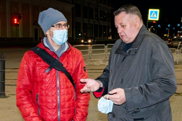 Как работают злачные места Челябинска при масочном режиме Как работают злачные места Челябинска при масочном режиме