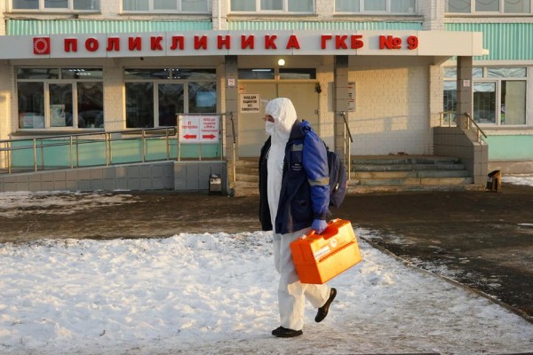 Десять автомобилей подарили службам неотложной медпомощи Челябинска