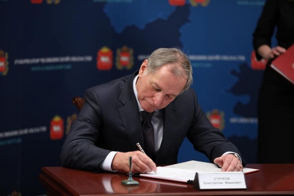 Работающим жителям Челябинской области проиндексируют зарплату