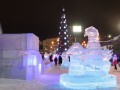 
В Челябинске открылся главный ледовый городок                     