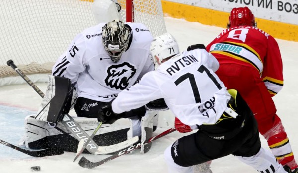 Фиаско от «Трактора»: челябинцы уступили «Куньлуню» в Мытищах