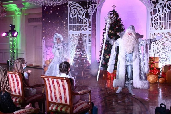 Какой цвет одежды выбрать для встречи года металлического Быка Какой цвет одежды выбрать для встречи года металлического Быка