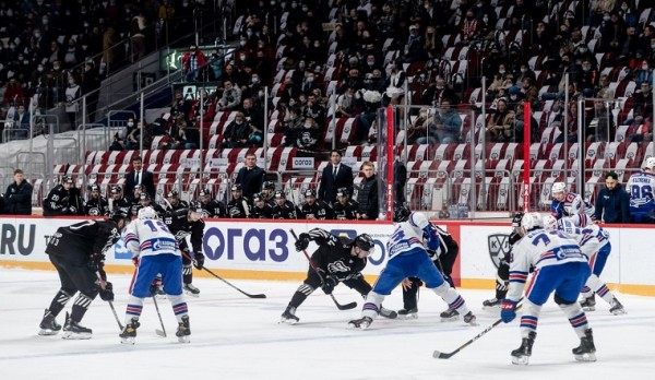 Бандитский Петербург. “Трактор” уступил СКА в первом матче домашней серии Бандитский Петербург. “Трактор” уступил СКА в первом матче домашней серии