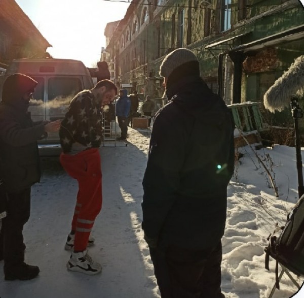 Сцены фильма о вирусе в Златоусте сняли на оружейной фабрике