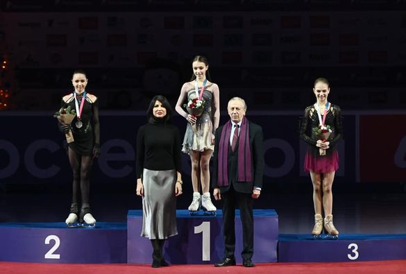 В Челябинске торжественно закрыли турнир по фигурному катанию В Челябинске торжественно закрыли турнир по фигурному катанию