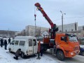
С улиц Челябинска продолжают вывозить автохлам                    