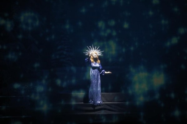 Текслер с семьей посетили особый рождественский спектакль Текслер с семьей посетили особый рождественский спектакль