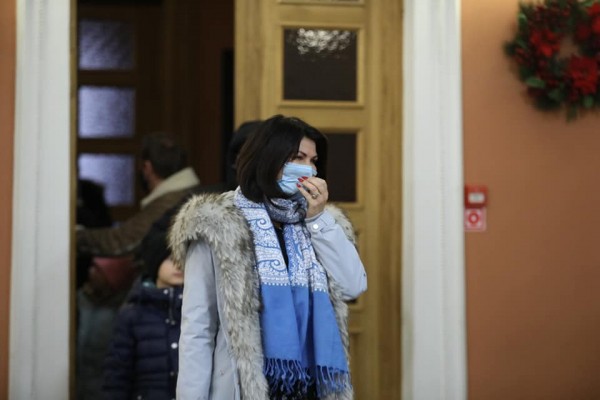 Текслер с семьей посетили особый рождественский спектакль Текслер с семьей посетили особый рождественский спектакль