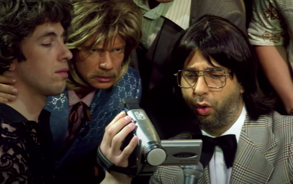 Челябинский актёр снял кино для взрослых в новогоднем шоу Ивана Урганта