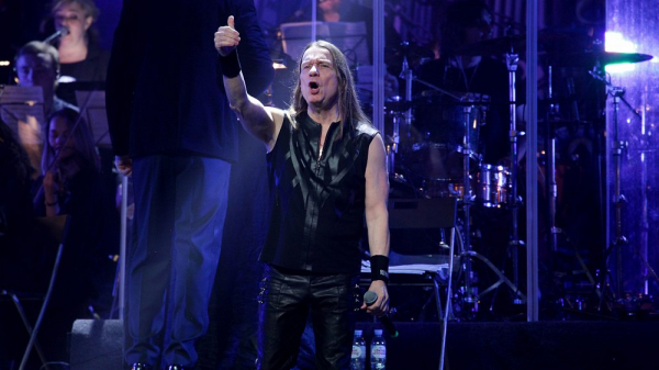 Митяев с оркестром, мировой Кубок по фото, частный театр Митяев с оркестром, мировой Кубок по фото, частный театр