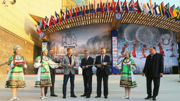 Митяев с оркестром, мировой Кубок по фото, частный театр Митяев с оркестром, мировой Кубок по фото, частный театр