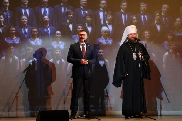 Алексей Текслер с семьей побывал на рождественской елке в Челябинске