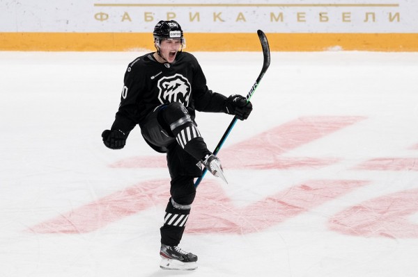 Рабочие «шестеренки»: хоккейный клуб «Трактор» готовится к плей-офф Рабочие «шестеренки»: хоккейный клуб «Трактор» готовится к плей-офф