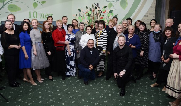 В Челябинске отметили юбилей фонда развития народного танца В Челябинске отметили юбилей фонда развития народного танца