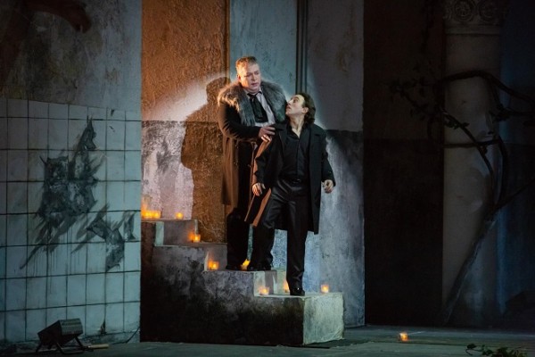 Молодые солисты челябинского театра дебютируют в «Фаусте» Молодые солисты челябинского театра дебютируют в «Фаусте»