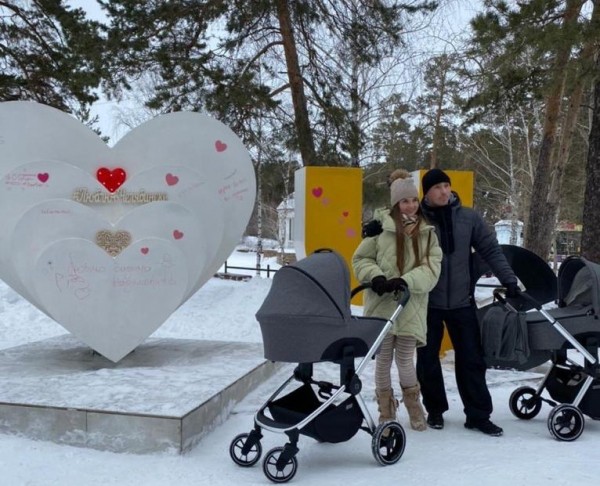 А сейчас в Челябинске День влюбленных в самом разгаре А сейчас в Челябинске День влюбленных в самом разгаре
