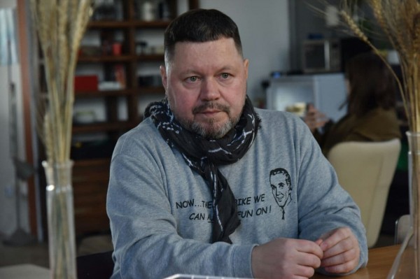 Время обнимать: как художники Уральской биеннале превратят Челябинскую область в арт-объект 