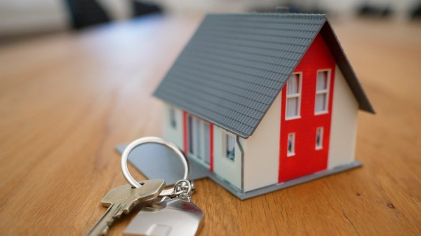 Переедут в новый дом: многодетная семья на Южном Урале получила жилищную субсидию Переедут в новый дом: многодетная семья на Южном Урале получила жилищную субсидию