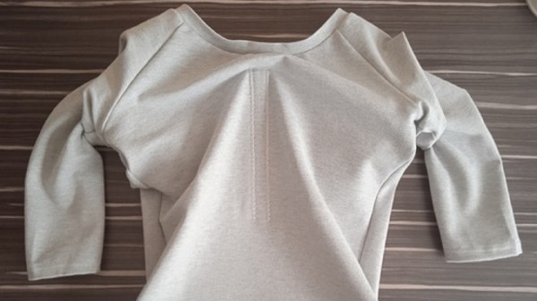 Спасает от травм: в Челябинске разработали уникальную футболку Спасает от травм: в Челябинске разработали уникальную футболку