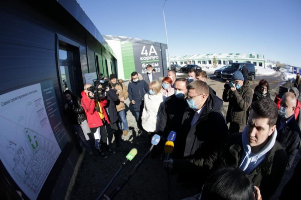 Еще три корпуса Челябинского инфекционного центра готовят для пациентов Еще три корпуса Челябинского инфекционного центра готовят для пациентов