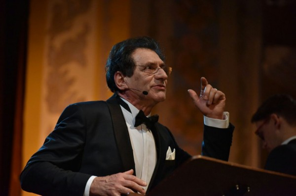 Евгений Князев выступил с Большим симфоническим оркестром в Челябинске Евгений Князев выступил с Большим симфоническим оркестром в Челябинске