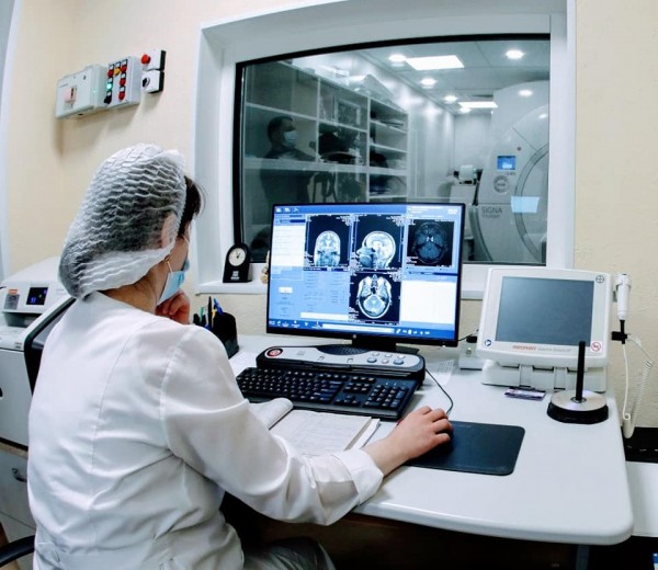Новый томограф начал работать в Челябинской областной больнице