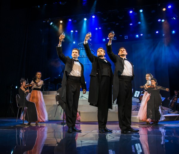 Любви тебе, Танечка: в Молодежном театре состоялась премьера поэтической симфонии «Онегин»