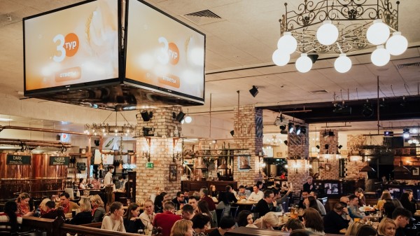 Интеллектуальная битва: в Челябинске стартовал новый сезон Корпоративной лиги «Мозгобойни» Интеллектуальная битва: в Челябинске стартовал новый сезон Корпоративной лиги «Мозгобойни»