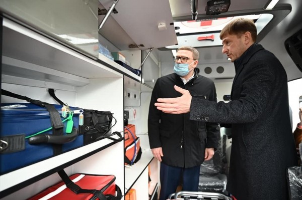 Медучреждения Челябинской области получили 60 новых автомобилей